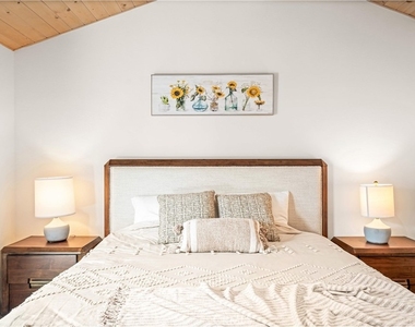 58 Fulton - Photo Thumbnail 23
