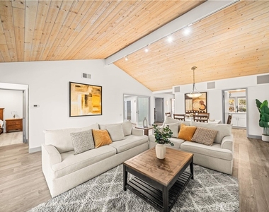 58 Fulton - Photo Thumbnail 5