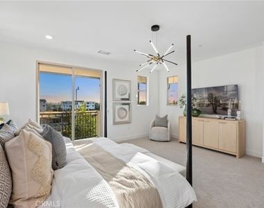 149 Great Park Boulevard - Photo Thumbnail 23