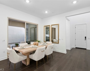 149 Great Park Boulevard - Photo Thumbnail 15