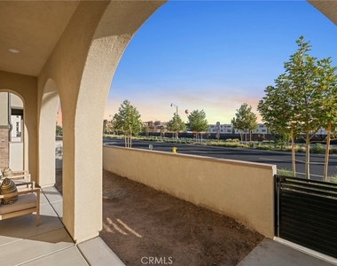 149 Great Park Boulevard - Photo Thumbnail 43
