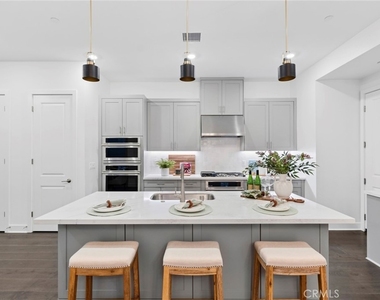 149 Great Park Boulevard - Photo Thumbnail 11