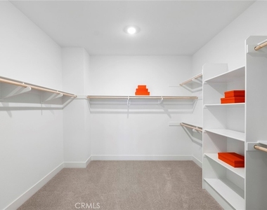 149 Great Park Boulevard - Photo Thumbnail 28