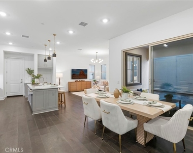 149 Great Park Boulevard - Photo Thumbnail 12