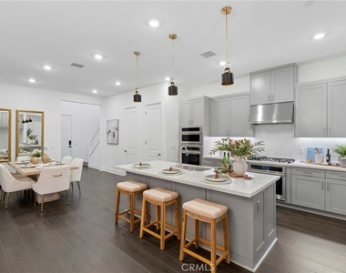 149 Great Park Boulevard - Photo Thumbnail 7