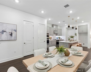 149 Great Park Boulevard - Photo Thumbnail 14
