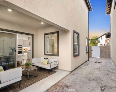 149 Great Park Boulevard - Photo Thumbnail 17