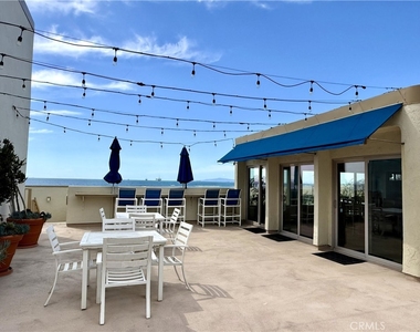 711 Pacific Coast - Photo Thumbnail 19