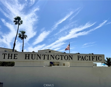 711 Pacific Coast - Photo Thumbnail 29
