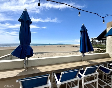711 Pacific Coast - Photo Thumbnail 20