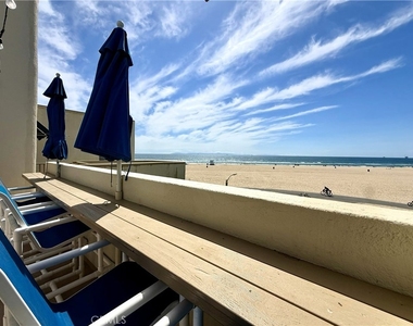 711 Pacific Coast - Photo Thumbnail 21