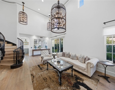 15 Marisol - Photo Thumbnail 13