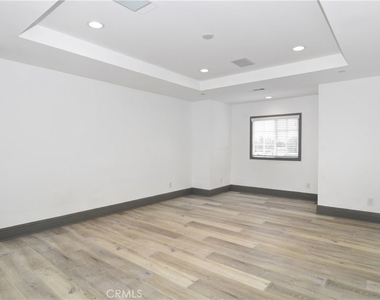 13742 Utt Drive - Photo Thumbnail 8