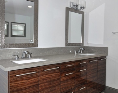 13742 Utt Drive - Photo Thumbnail 9