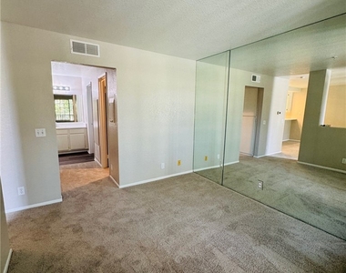 2800 Keller Drive - Photo Thumbnail 13