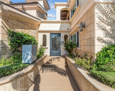329 Marguerite Avenue - Photo Thumbnail 1