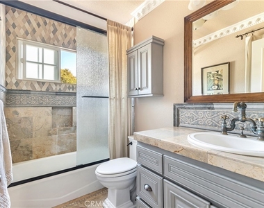 329 Marguerite Avenue - Photo Thumbnail 14