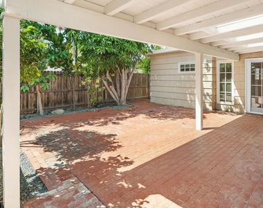 8228 Paseo Del Ocaso - Photo Thumbnail 25