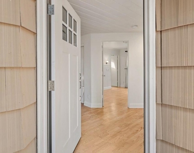8228 Paseo Del Ocaso - Photo Thumbnail 4