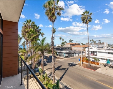 215 Oceanside Blvd - Photo Thumbnail 7