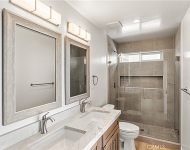 215 Oceanside Blvd - Photo Thumbnail 8