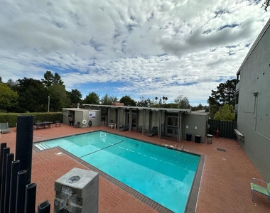 4004 Farm Hill Boulevard - Photo Thumbnail 31