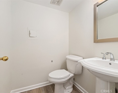 25572 Spinnaker Drive - Photo Thumbnail 15