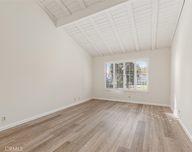 25572 Spinnaker Drive - Photo Thumbnail 16