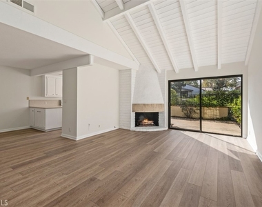 25572 Spinnaker Drive - Photo Thumbnail 5