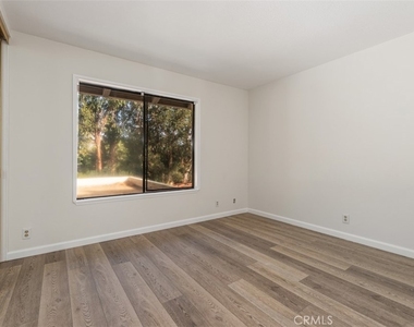 25572 Spinnaker Drive - Photo Thumbnail 20