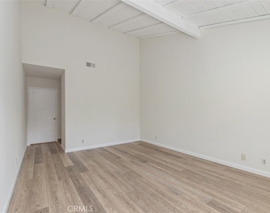 25572 Spinnaker Drive - Photo Thumbnail 17