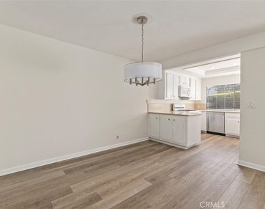 25572 Spinnaker Drive - Photo Thumbnail 8