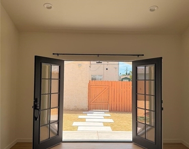 3719 Briscoe - Photo Thumbnail 2