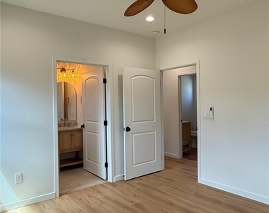 3719 Briscoe - Photo Thumbnail 24