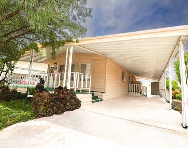 282 N La Paloma - Photo Thumbnail 1