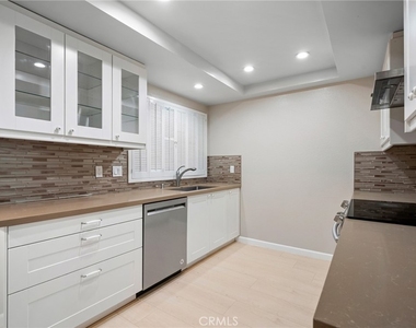 125 W Mountain Street - Photo Thumbnail 13