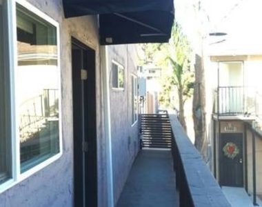 1462 1/2 Silver Lake Boulevard - Photo Thumbnail 16