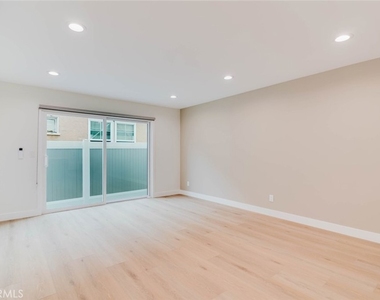 3406 Garden Avenue - Photo Thumbnail 5