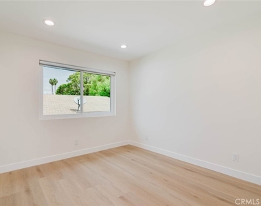 3406 Garden Avenue - Photo Thumbnail 17