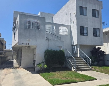 4326 W 142nd Street - Photo Thumbnail 1