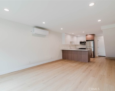 3406 Garden Avenue - Photo Thumbnail 6
