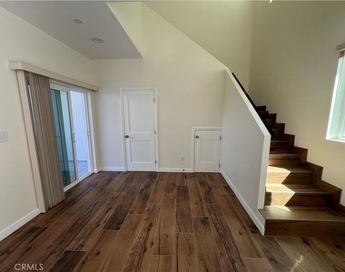 4705 Acacia Street - Photo Thumbnail 1