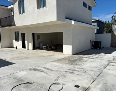 4705 Acacia Street - Photo Thumbnail 1