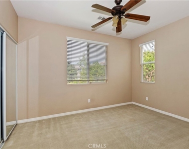 6841 Lokai Court - Photo Thumbnail 25