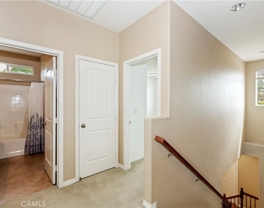 6841 Lokai Court - Photo Thumbnail 20