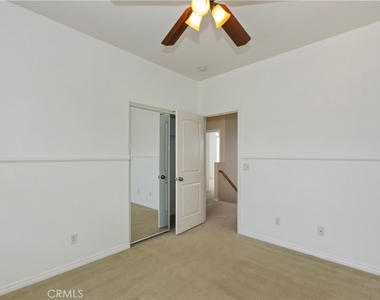 6841 Lokai Court - Photo Thumbnail 27