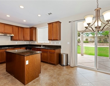 6841 Lokai Court - Photo Thumbnail 14