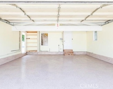 2112 Dover Drive - Photo Thumbnail 36