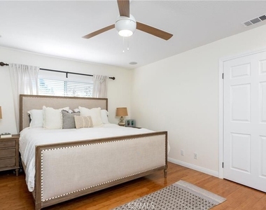 2112 Dover Drive - Photo Thumbnail 21