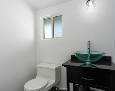 2112 Dover Drive - Photo Thumbnail 34
